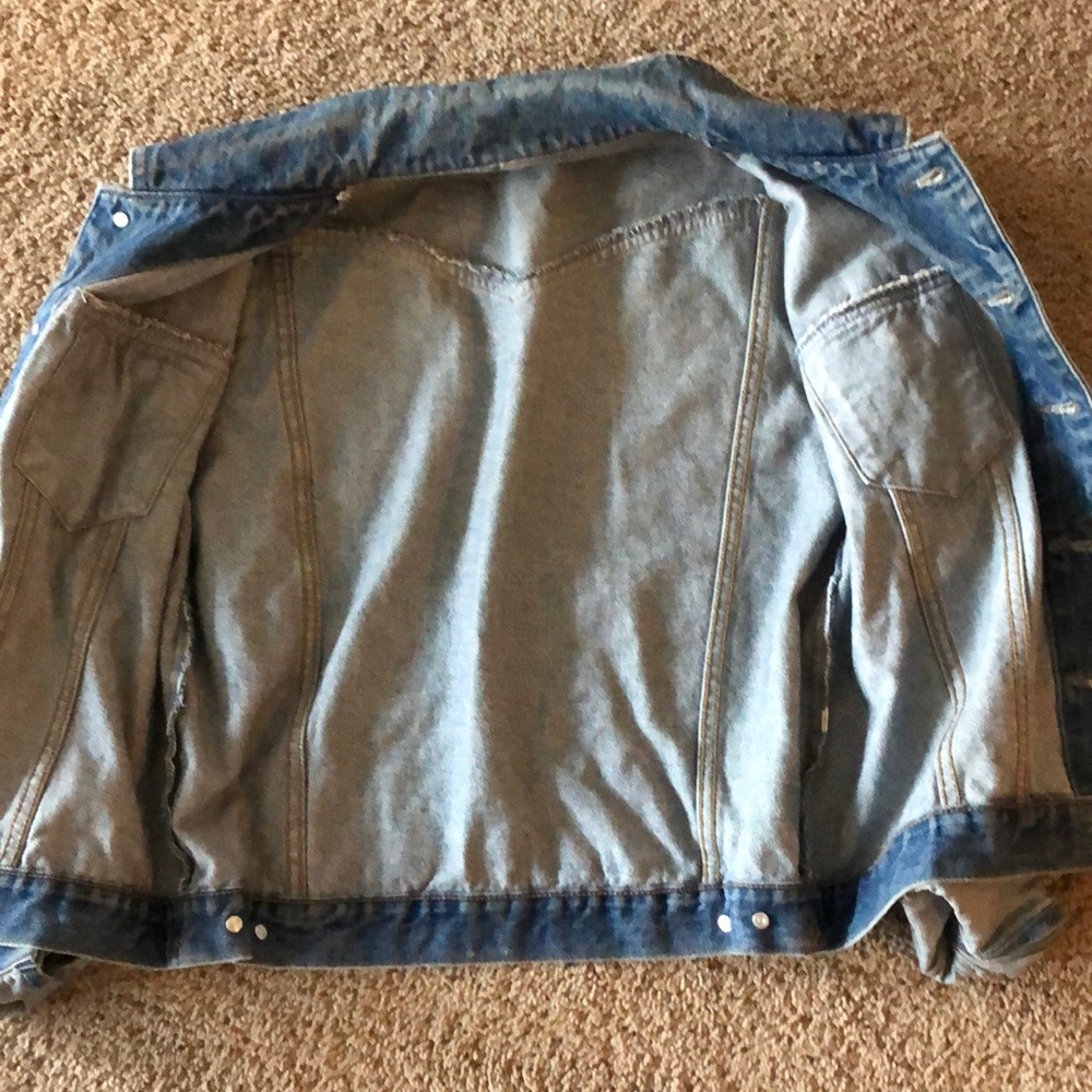 Jean jacket - Picture 3 of 4